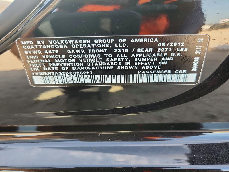 61401106 :رقم المزاد ، 1VWBH7A32DC025227 vin ، 2013 Volkswagen Passat مزاد بيع