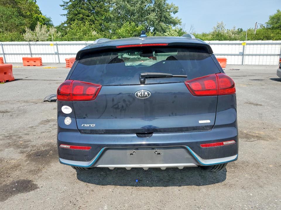 2018 Kia Niro მანქანა იყიდება აუქციონზე, vin: KNDCM3LD5J5136274, აუქციონის ნომერი: 61295296