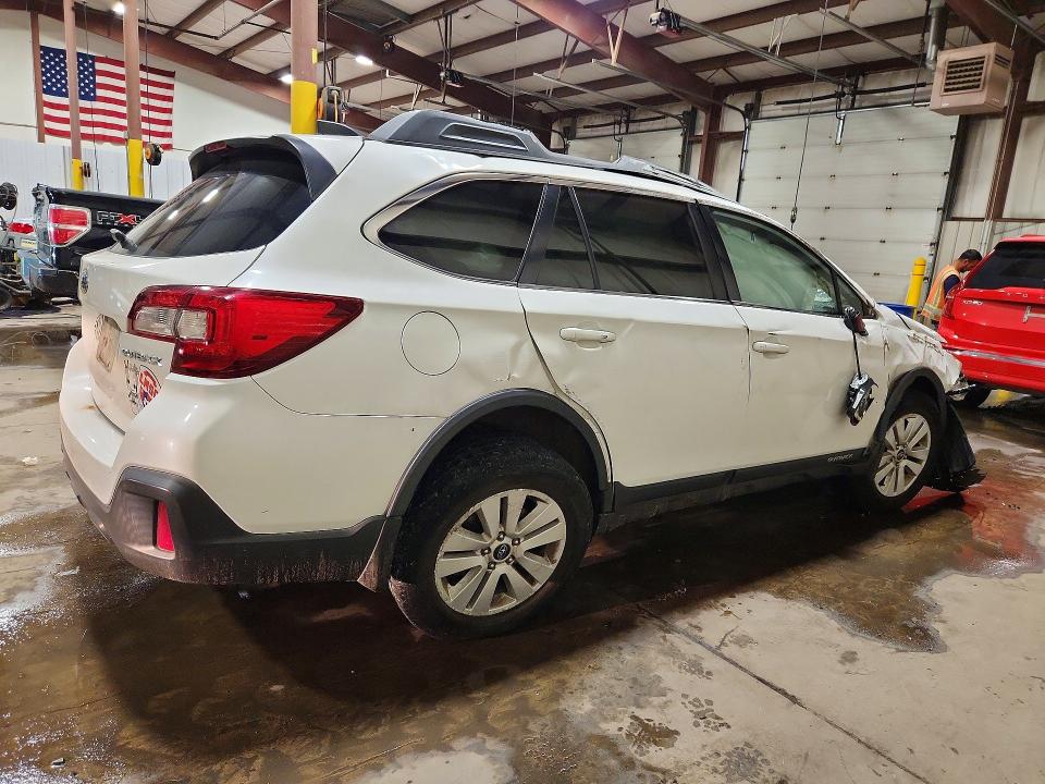Продажа на аукционе авто 2018 Subaru Outback, vin: 4S4BSACC0J3355146, номер лота: 63245396