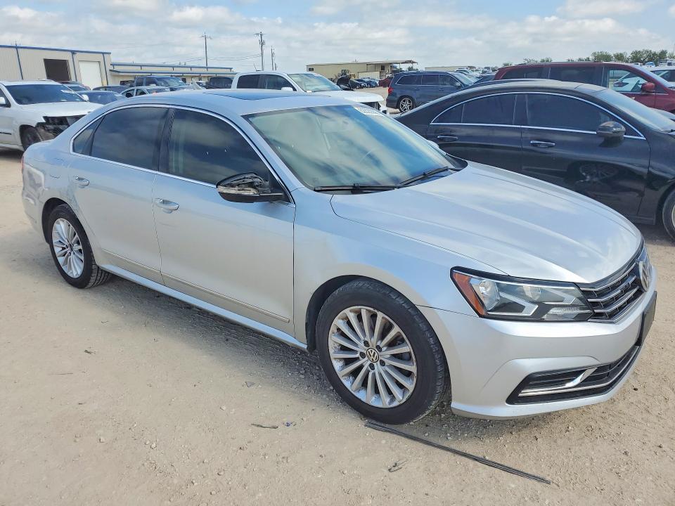 2017 Volkswagen Passat მანქანა იყიდება აუქციონზე, vin: 1VWBT7A33HC066728, აუქციონის ნომერი: 62620306