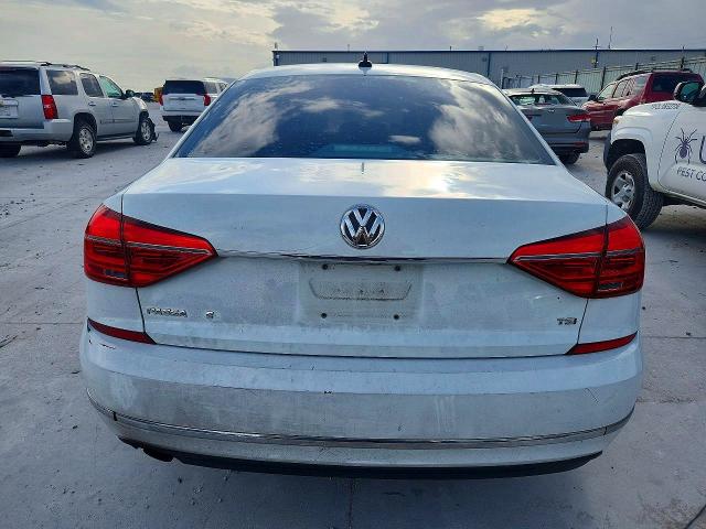61362246 :رقم المزاد ، 1VWCS7A34GC065920 vin ، 2016 Volkswagen Passat مزاد بيع