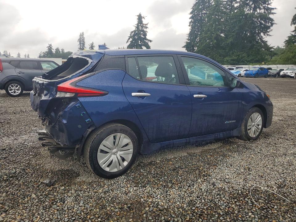 61006246 :رقم المزاد ، 1N4AZ1CP8JC314672 vin ، 2018 Nissan Leaf مزاد بيع