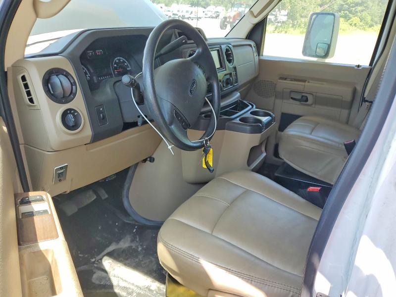 60462716 :رقم المزاد ، 1FDXE4FS7JDC06034 vin ، 2018 Ford Econoline مزاد بيع