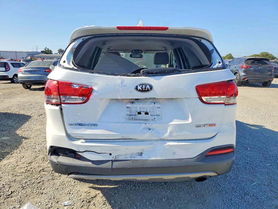 63030526 :رقم المزاد ، 5XYPH4A14HG296328 vin ، 2017 Kia Sorento مزاد بيع