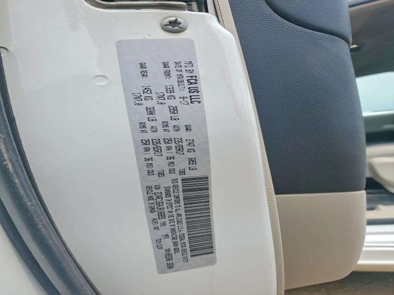 62945056 :رقم المزاد ، 2C4RC1BG4JR106893 vin ، 2018 Chrysler Pacifica مزاد بيع
