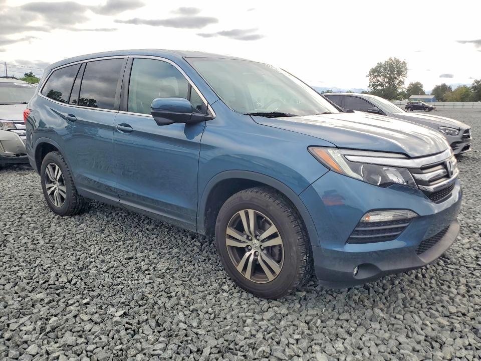 Продаж на аукціоні авто 2018 Honda Pilot, vin: 5FNYF6H72JB033624, номер лоту: 62146856