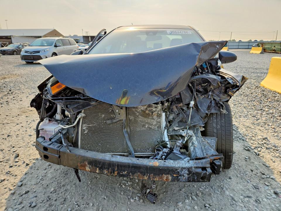 2018 Toyota Corolla მანქანა იყიდება აუქციონზე, vin: 2T1BURHE0JC020242, აუქციონის ნომერი: 59844786