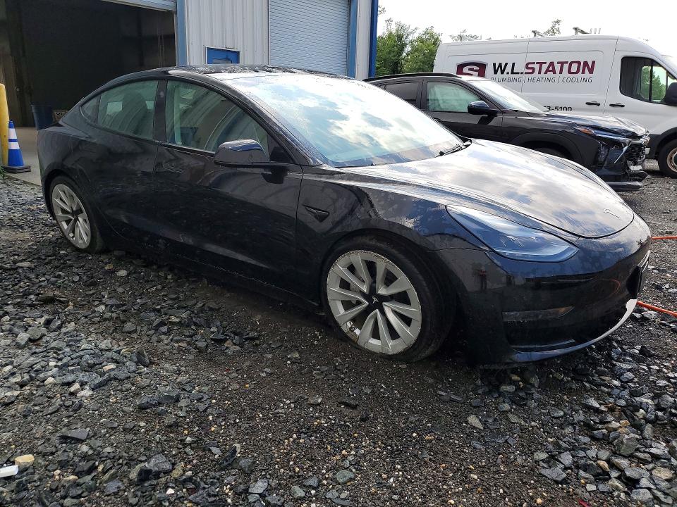 60417896 :رقم المزاد ، 5YJ3E1EAXPF449204 vin ، 2023 Tesla Model 3 مزاد بيع