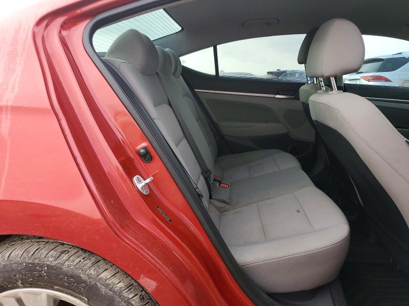 61279526 :رقم المزاد ، 5NPD84LF8KH420158 vin ، 2019 Hyundai Elantra مزاد بيع