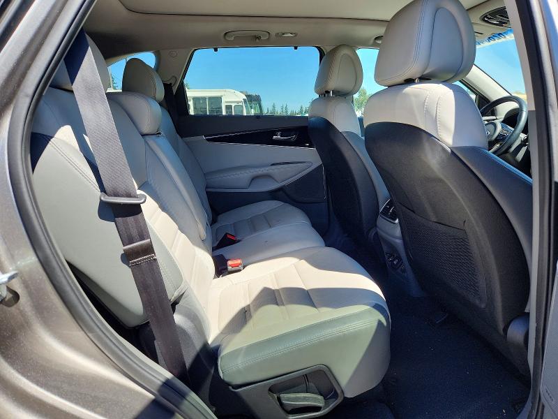 Продажа на аукционе авто 2016 Kia Sorento, vin: 5XYPK4A52GG169631, номер лота: 62864576