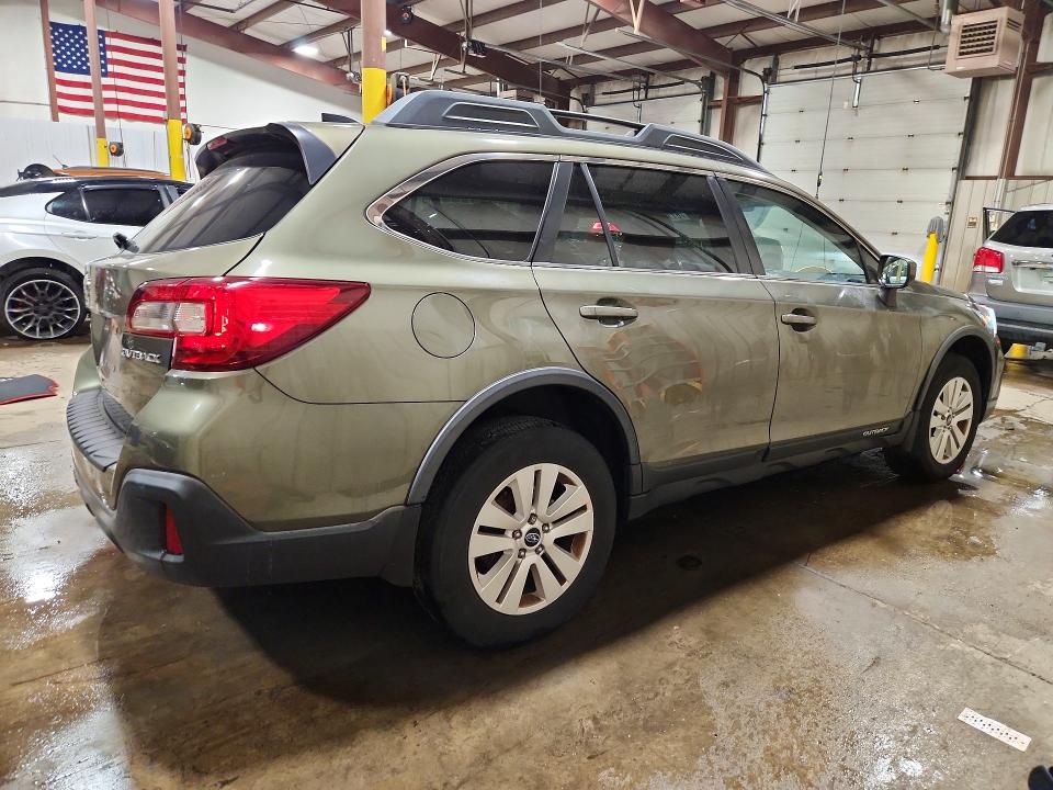 Aukcja sprzedaży 2018 Subaru Outback, vin: 4S4BSACC1J3200752, numer aukcji: 61171866