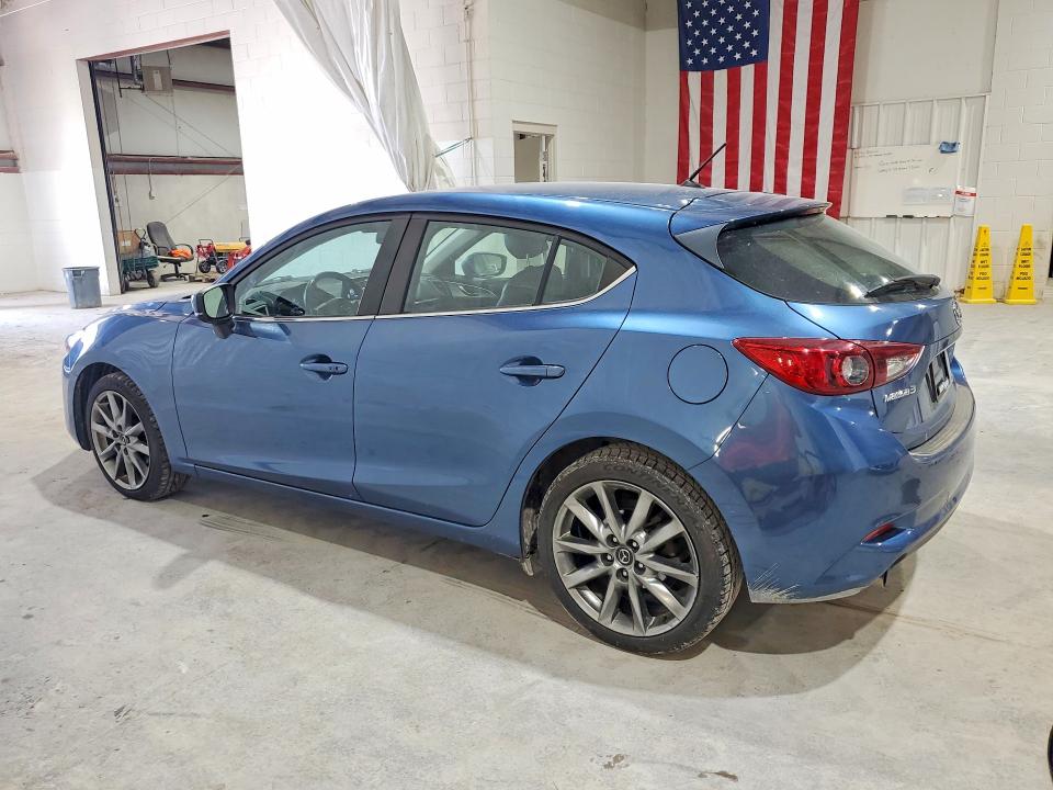 59801846 :رقم المزاد ، 3MZBN1L34JM207069 vin ، 2018 Mazda 3 مزاد بيع