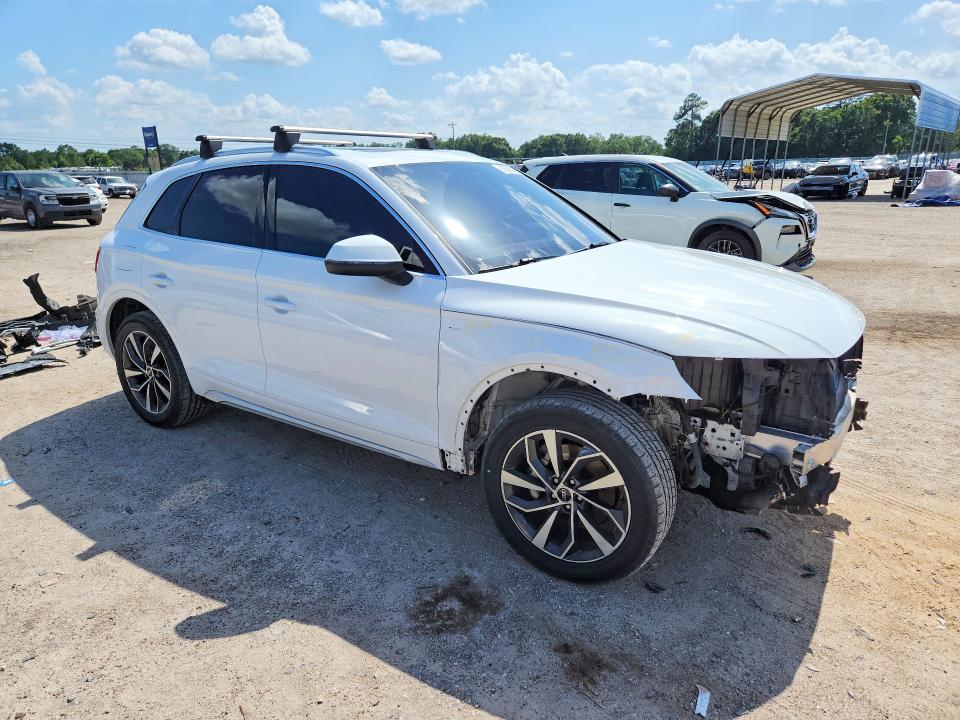 60030576 :رقم المزاد ، WA1EAAFY9N2137353 vin ، 2022 Audi Q5 مزاد بيع