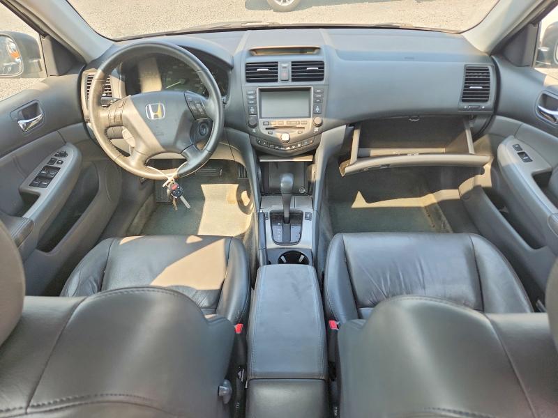 2006 Honda Accord მანქანა იყიდება აუქციონზე, vin: 1HGCM56726A162400, აუქციონის ნომერი: 61708826