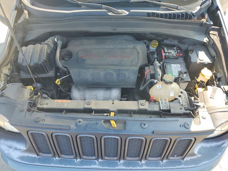 2017 Jeep Renegade მანქანა იყიდება აუქციონზე, vin: ZACCJBCB4HPG37126, აუქციონის ნომერი: 62102456