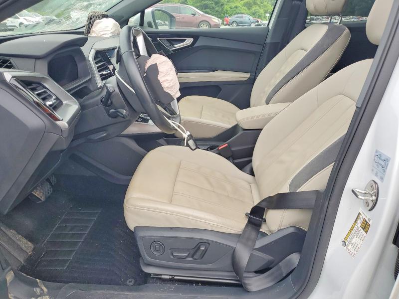 Продажа на аукционе авто 2022 Audi Q4 E-tron, vin: WA1W2BFZ4NP052729, номер лота: 62617506