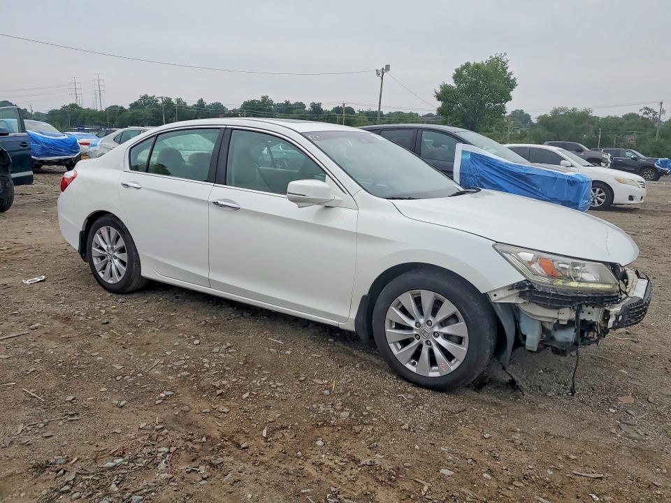 60581326 :رقم المزاد ، 1HGCR3F91EA002014 vin ، 2014 Honda Accord مزاد بيع