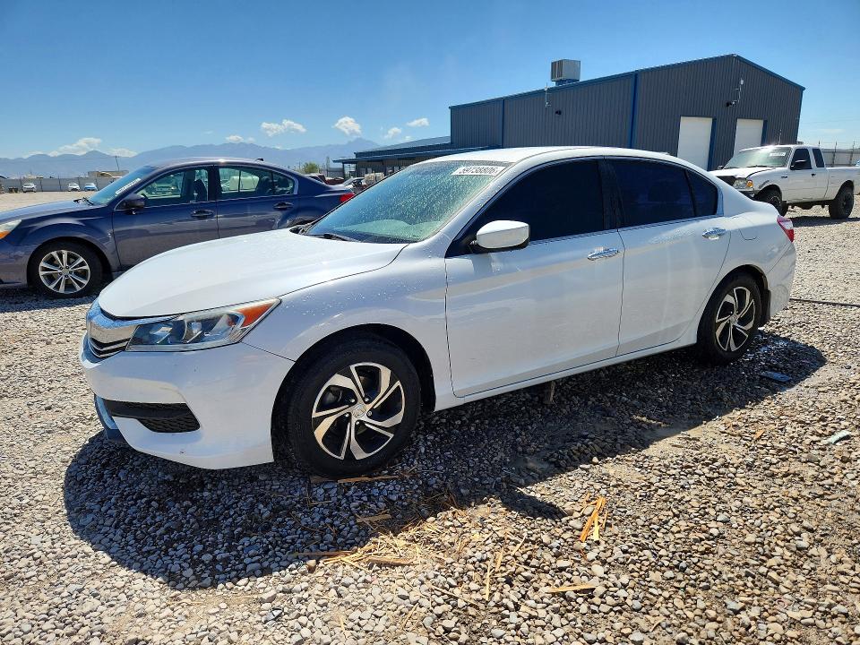 Продажа на аукционе авто 2017 Honda Accord, vin: 1HGCR2F3XHA168400, номер лота: 59738806