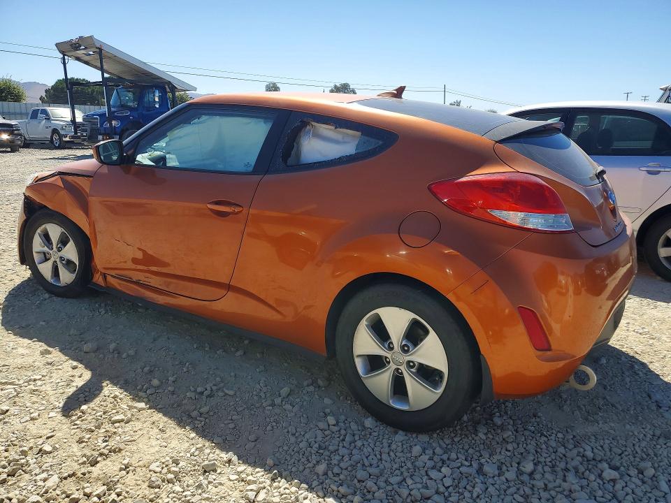 2013 Hyundai Veloster მანქანა იყიდება აუქციონზე, vin: KMHTC6AD3DU133404, აუქციონის ნომერი: 62728096