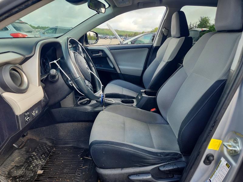 63126886 :رقم المزاد ، 2T3RFREV5HW569383 vin ، 2017 Toyota Rav4 مزاد بيع