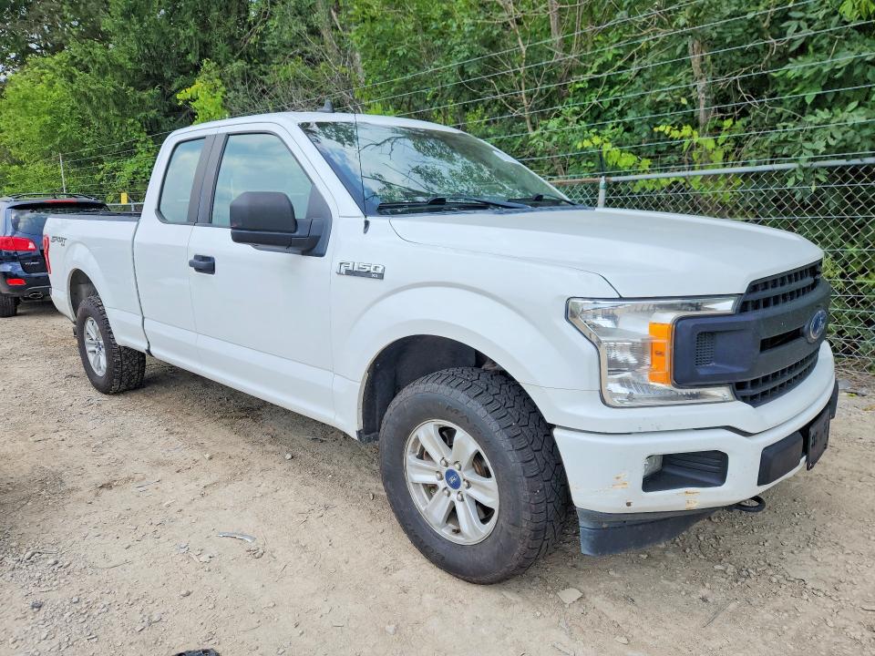 63053256 :رقم المزاد ، 1FTFX1E45LFC31338 vin ، 2020 Ford F150 مزاد بيع
