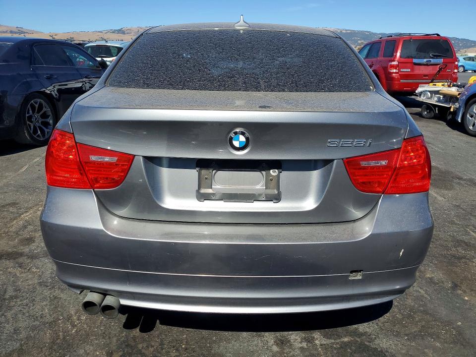 2011 Bmw 328 მანქანა იყიდება აუქციონზე, vin: WBAPH5C55BA443234, აუქციონის ნომერი: 62707016