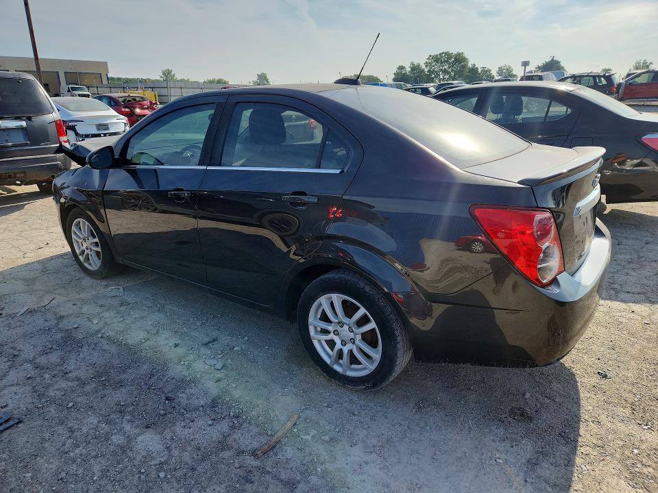 59613256 :رقم المزاد ، 1G1JC5SH1F4127202 vin ، 2015 Chevrolet Sonic مزاد بيع