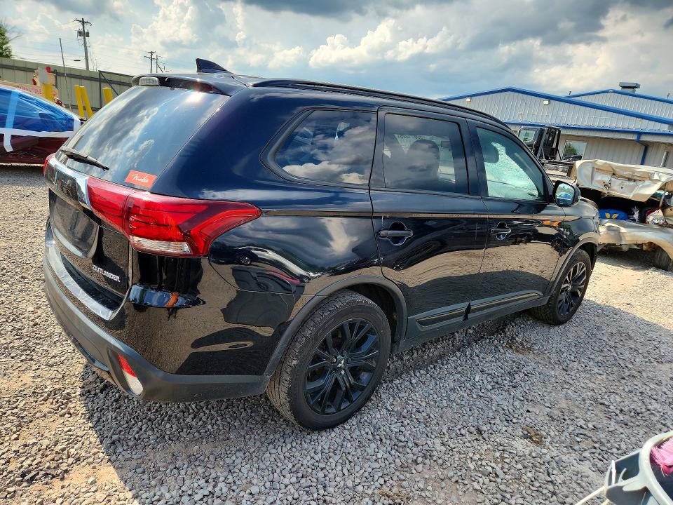 Продажа на аукционе авто 2018 Mitsubishi Outlander, vin: JA4AZ3A31JZ025906, номер лота: 59871226