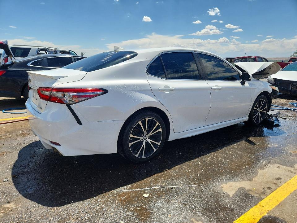 2019 Toyota Camry მანქანა იყიდება აუქციონზე, vin: 4T1B11HK6KU712067, აუქციონის ნომერი: 63241356