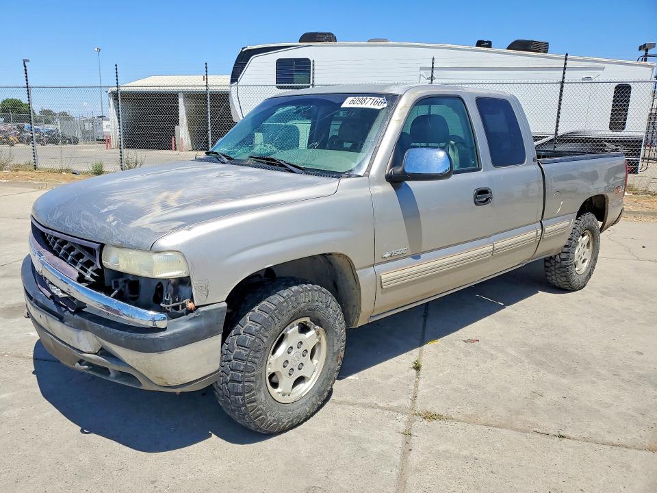 Продаж на аукціоні авто 2000 Chevrolet Silverado, vin: 1GCEK19T1YE332644, номер лоту: 60987166