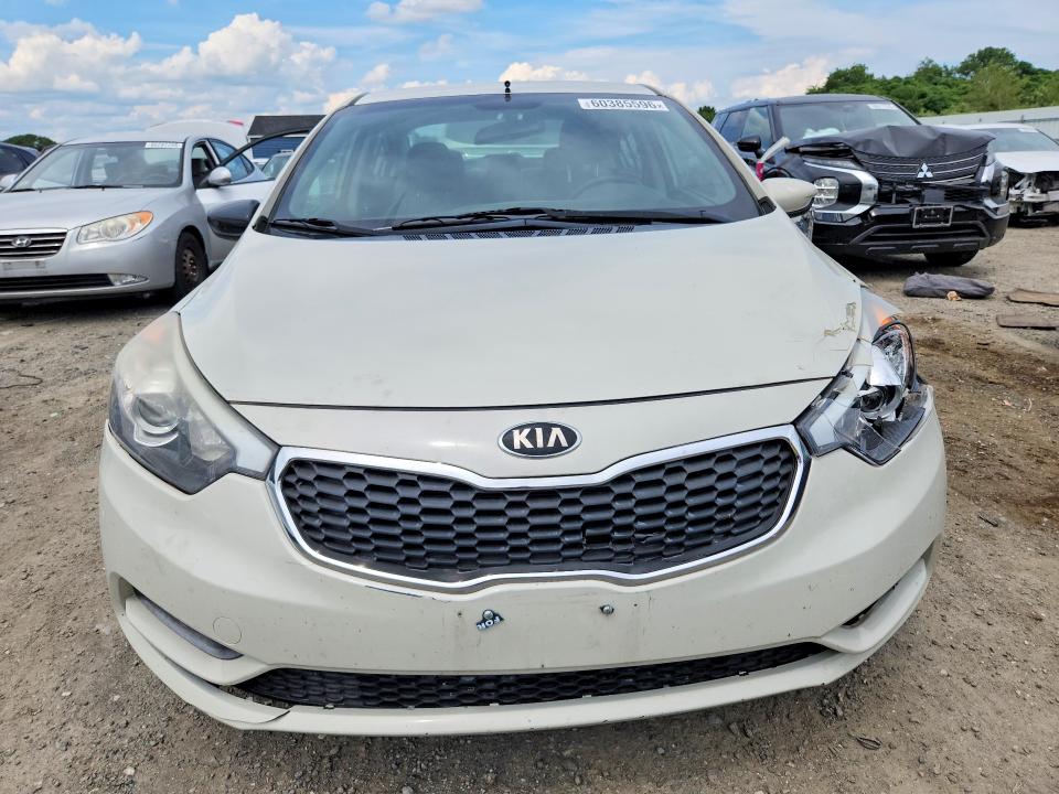 60385596 :رقم المزاد ، KNAFK4A62F5409480 vin ، 2015 Kia Forte مزاد بيع