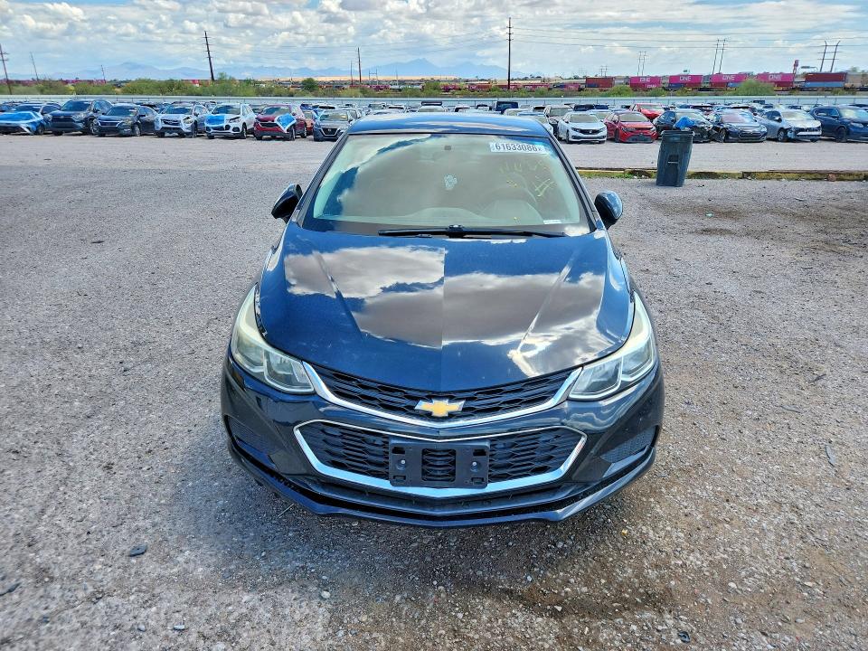 2017 Chevrolet Cruze მანქანა იყიდება აუქციონზე, vin: 1G1BC5SM8H7163763, აუქციონის ნომერი: 61633086