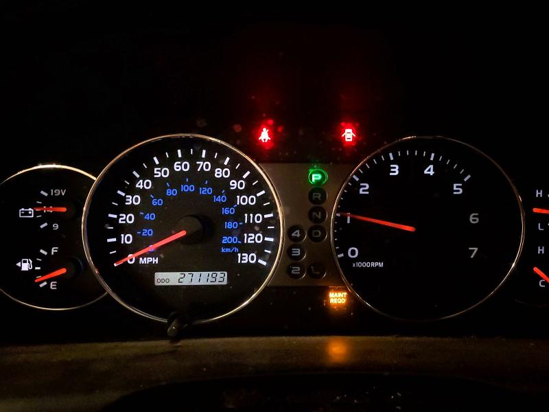2003 Toyota Land Cruiser მანქანა იყიდება აუქციონზე, vin: JTEHT05JX32034950, აუქციონის ნომერი: 61874006