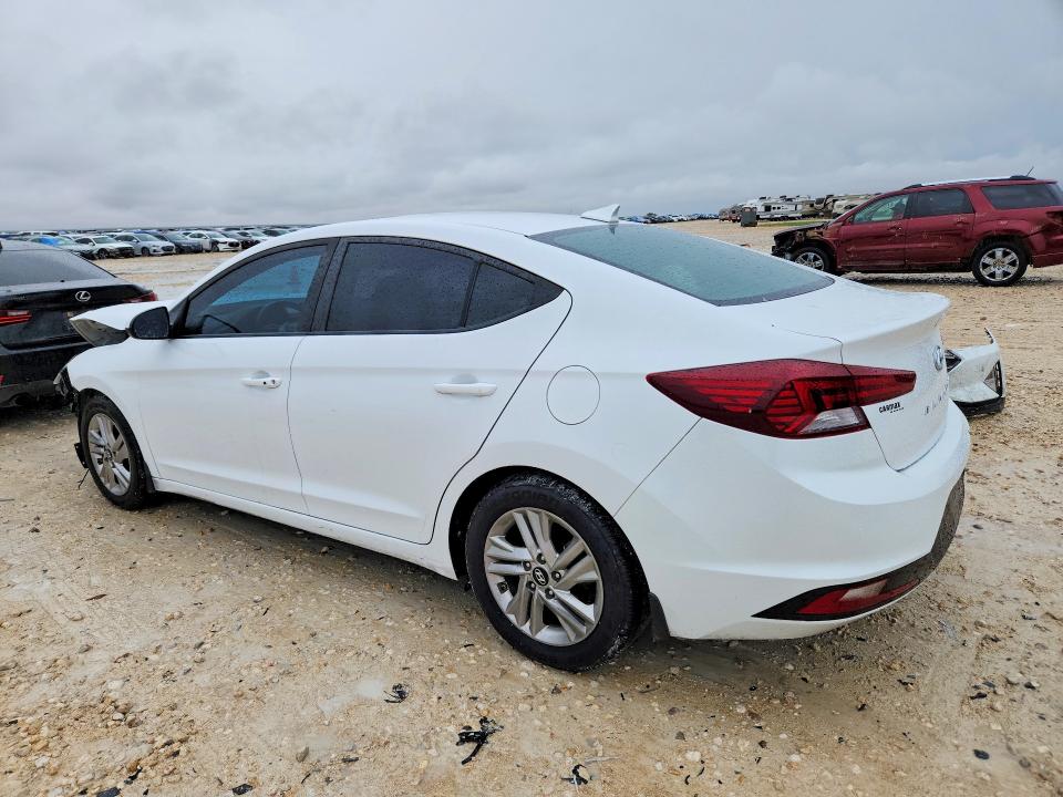 61075686 :رقم المزاد ، 5NPD84LF4KH455036 vin ، 2019 Hyundai Elantra مزاد بيع