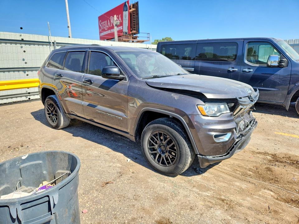 59639316 :رقم المزاد ، 1C4RJFAG8JC313056 vin ، 2018 Jeep Grand Cherokee مزاد بيع