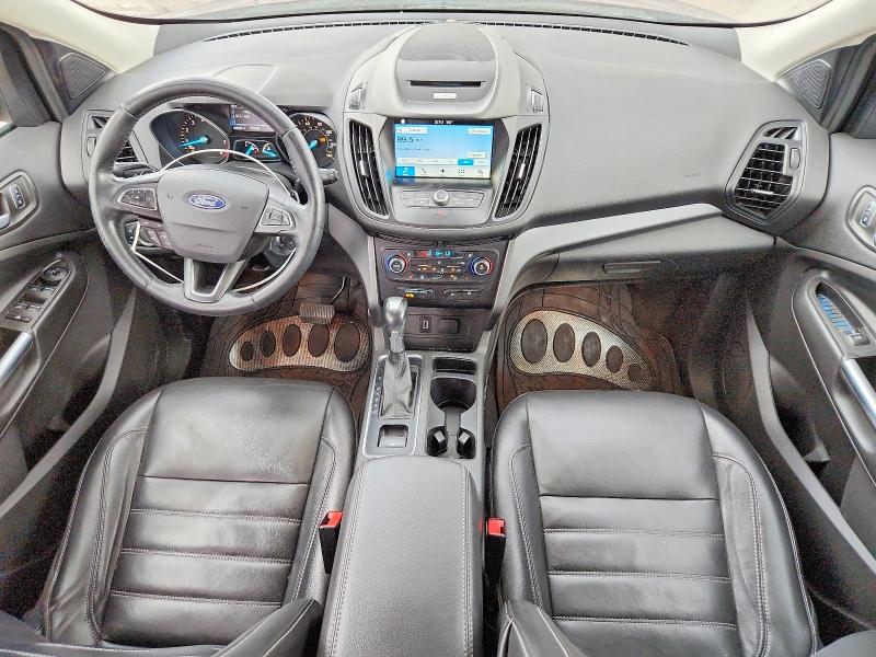 Продажа на аукционе авто 2017 Ford Escape, vin: 1FMCU9GD6HUD45385, номер лота: 61047096
