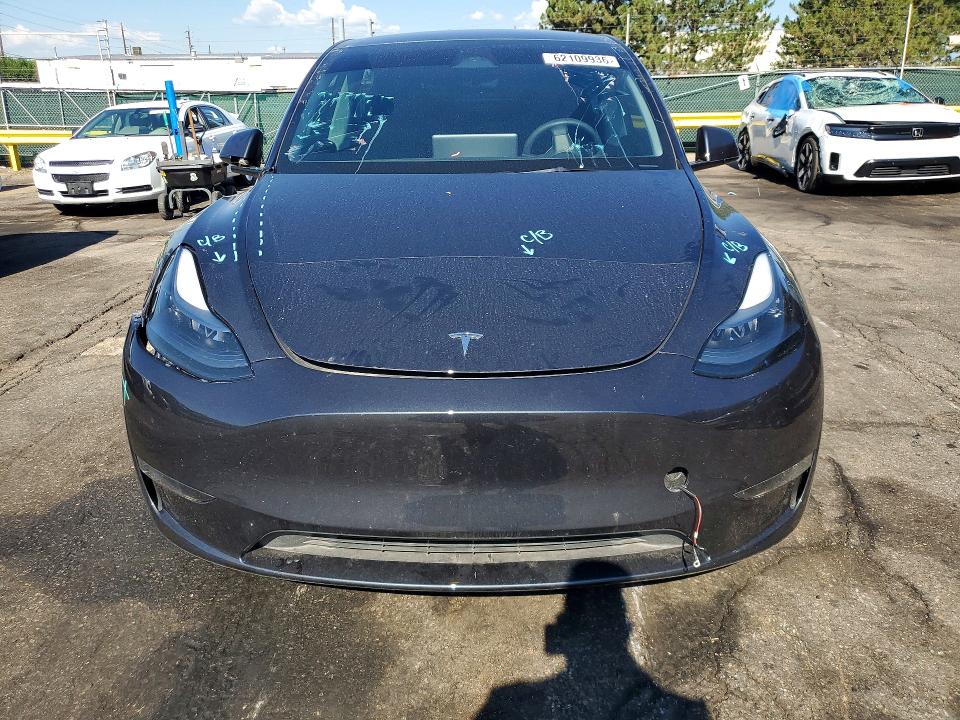 Продаж на аукціоні авто 2025 Tesla Model Y, vin: 7SAYGDEE0SF217355, номер лоту: 62109936