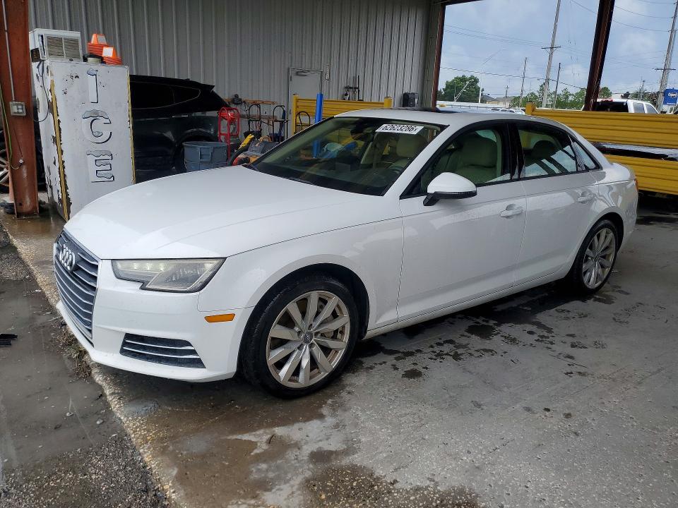 62623286 :رقم المزاد ، WAUGNAF49HN022056 vin ، 2017 Audi A4 مزاد بيع
