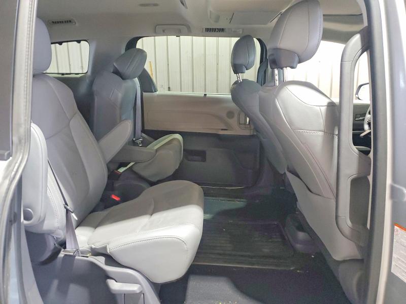 59307826 :رقم المزاد ، 5TDZSKFC9MS005148 vin ، 2021 Toyota Sienna مزاد بيع