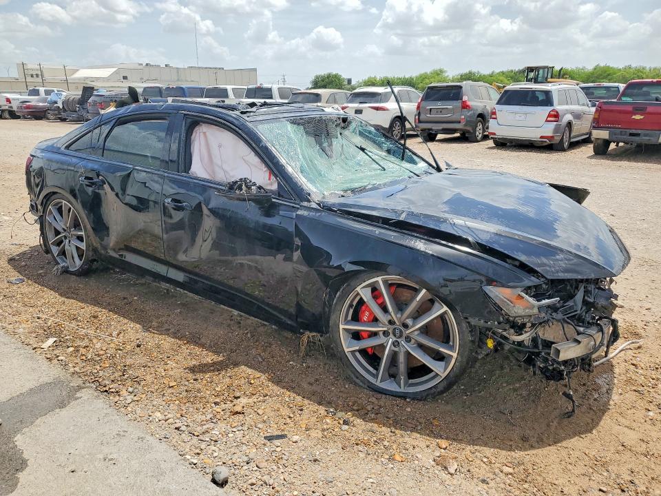 61383756 :رقم المزاد ، WAUDFAF22LN067217 vin ، 2020 Audi S6 مزاد بيع