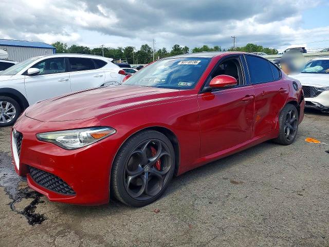 63110736 :رقم المزاد ، ZARFAEEN4J7599444 vin ، 2018 Alfa Romeo Giulia مزاد بيع