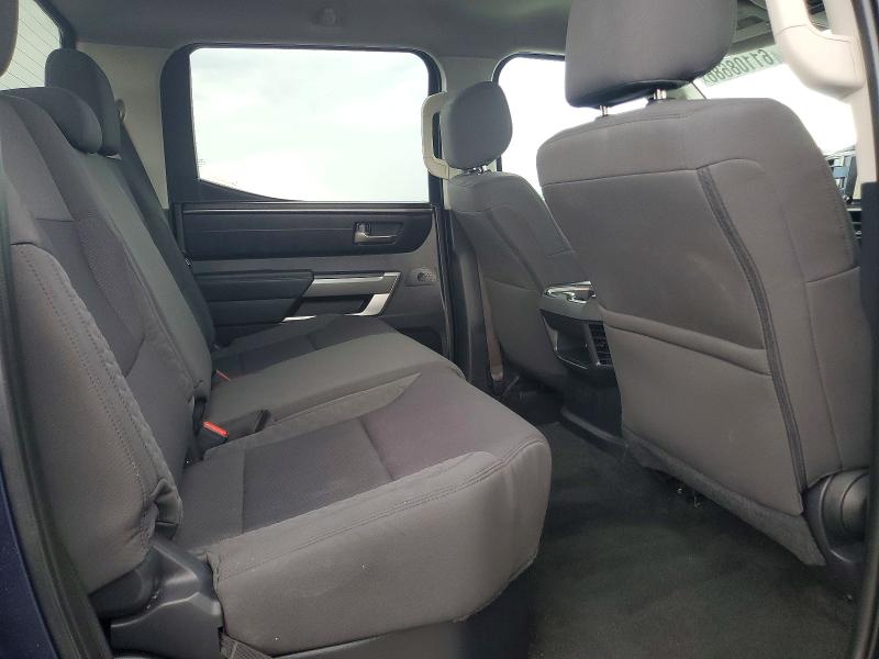 Продажа на аукционе авто 2022 Toyota Tundra, vin: 5TFLA5DB9NX041051, номер лота: 61108686