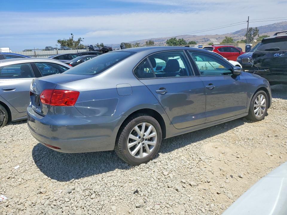 59166276 :رقم المزاد ، 3VWDP7AJ3CM404440 vin ، 2012 Volkswagen Jetta مزاد بيع