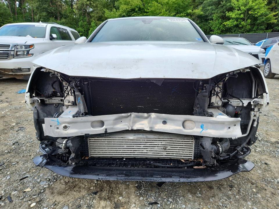 2020 Audi A4 მანქანა იყიდება აუქციონზე, vin: WAUDNAF41LN009779, აუქციონის ნომერი: 60243526