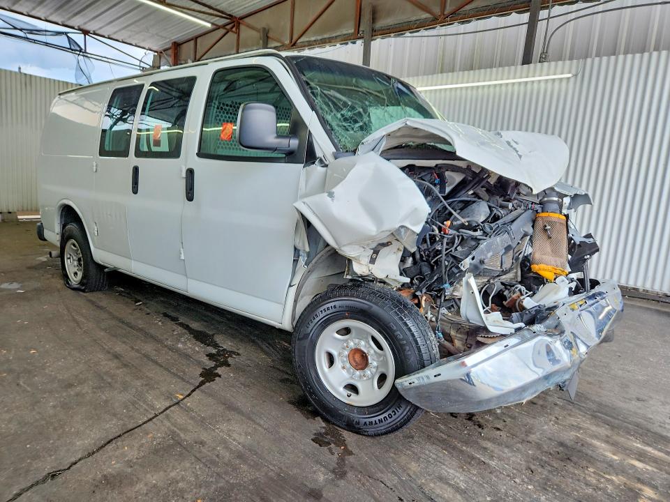 61399486 :رقم المزاد ، 1GTW7AFF1G1902264 vin ، 2016 Gmc Savana مزاد بيع