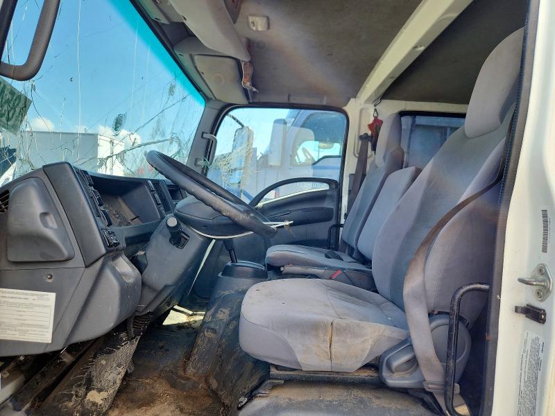 85454055 :رقم المزاد ، 54DB4J1B9LS803722 vin ، 2020 Isuzu Npr مزاد بيع