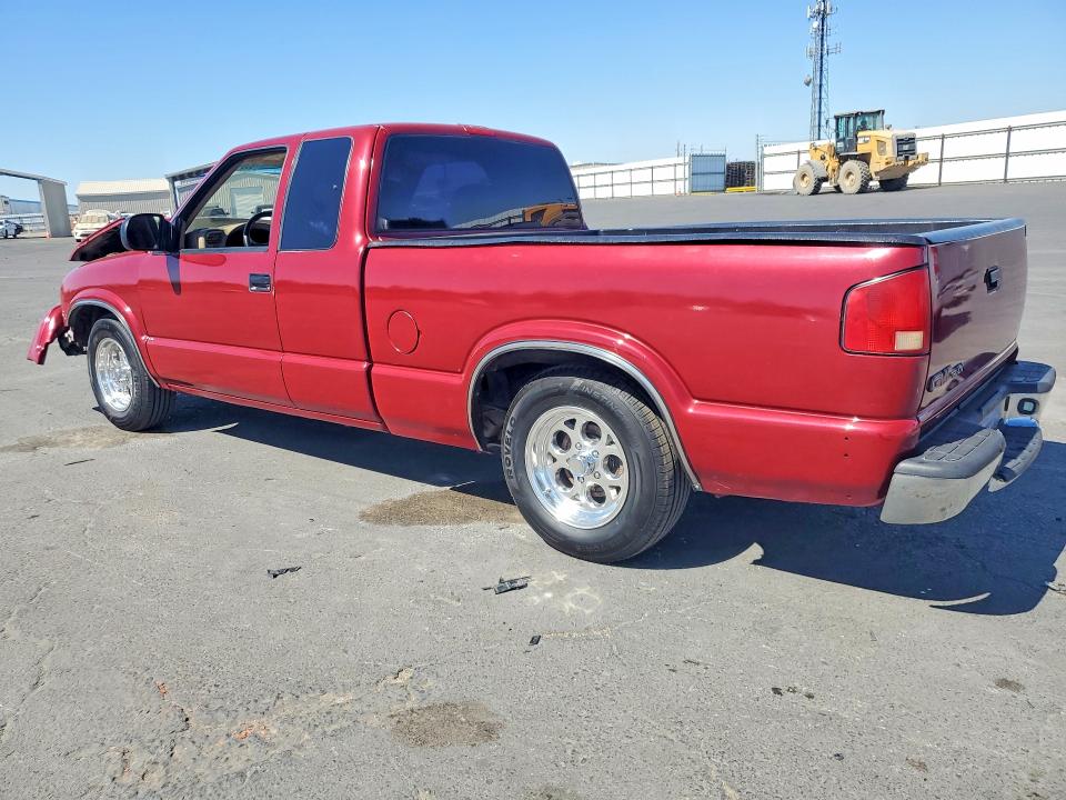63047076 :رقم المزاد ، 1GTCS19W528219934 vin ، 2002 Gmc Sonoma مزاد بيع