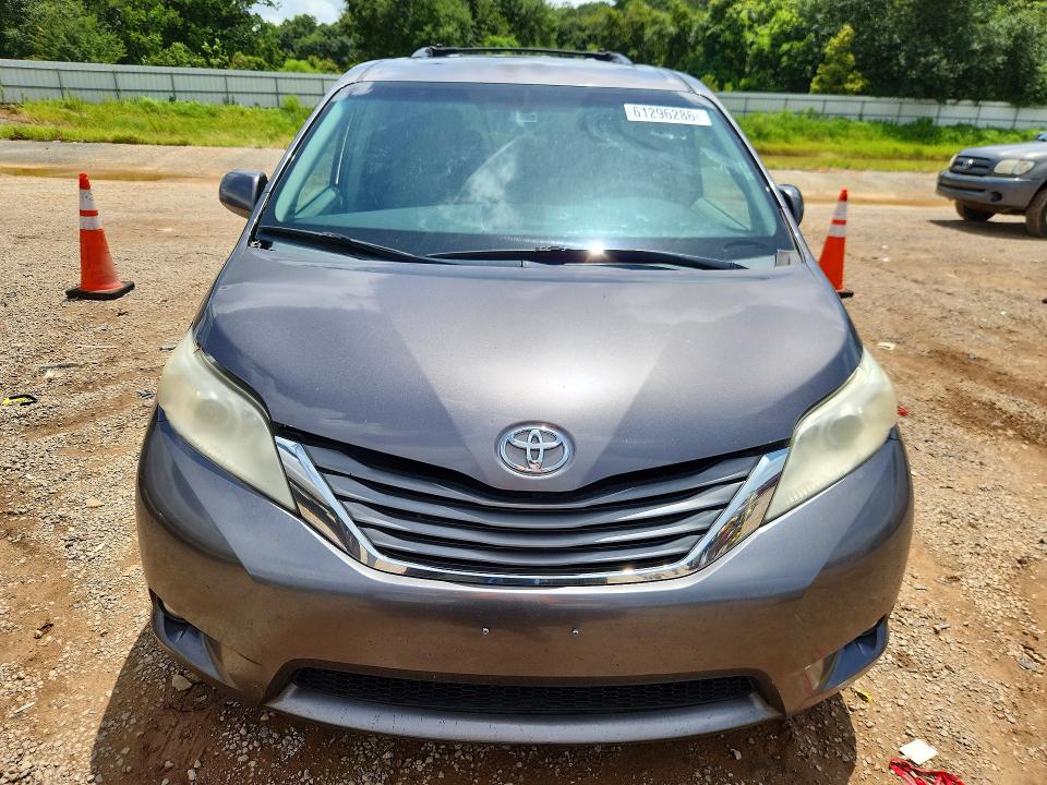 Aukcja sprzedaży 2011 Toyota Sienna, vin: 5TDYK3DC8BS162011, numer aukcji: 61296286