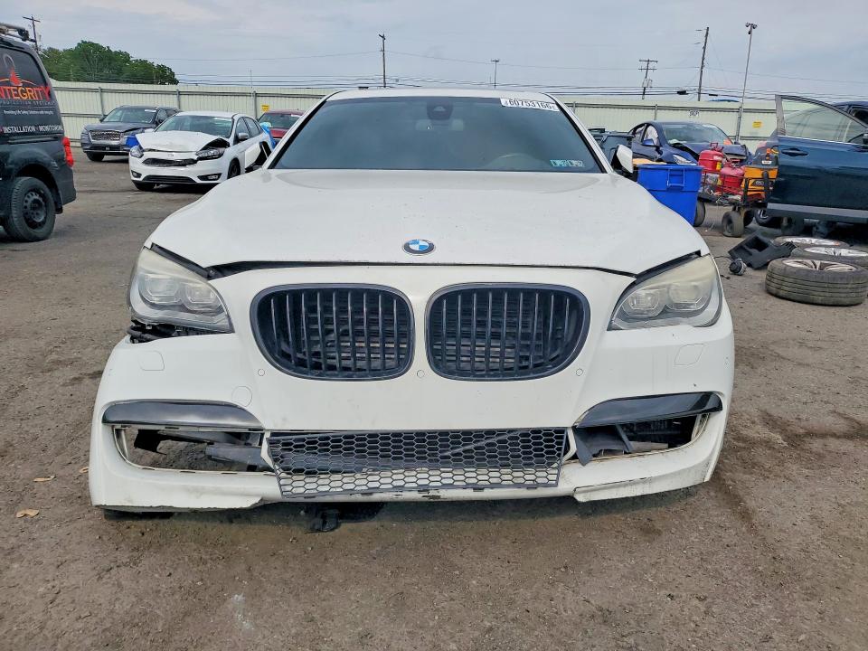 60753166 :رقم المزاد ، WBAYF8C5XDD139930 vin ، 2013 Bmw 750 مزاد بيع