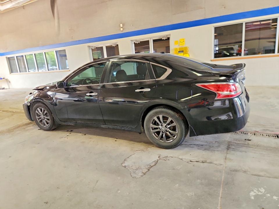 2015 Nissan Altima მანქანა იყიდება აუქციონზე, vin: 1N4AL3AP1FC462637, აუქციონის ნომერი: 59805276